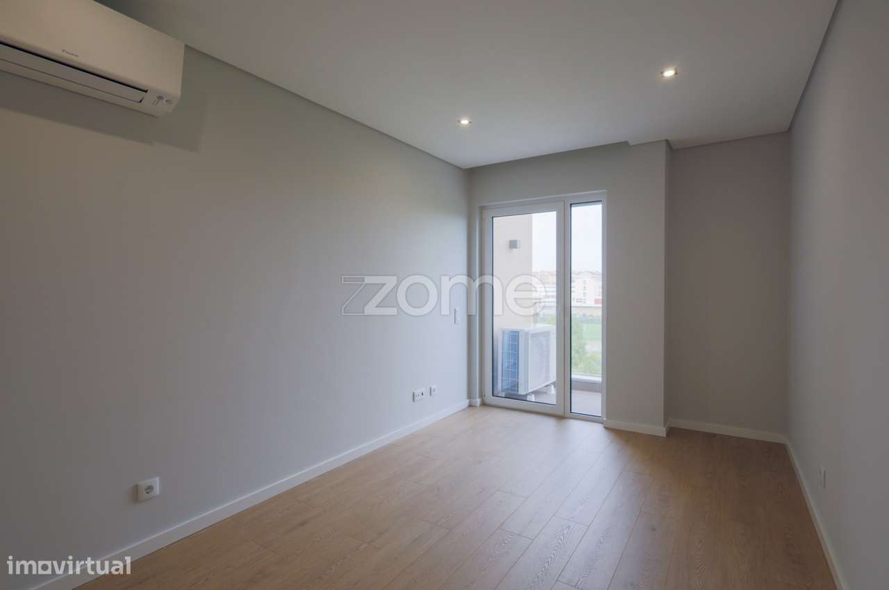 Apartamento T3 com garagem-21