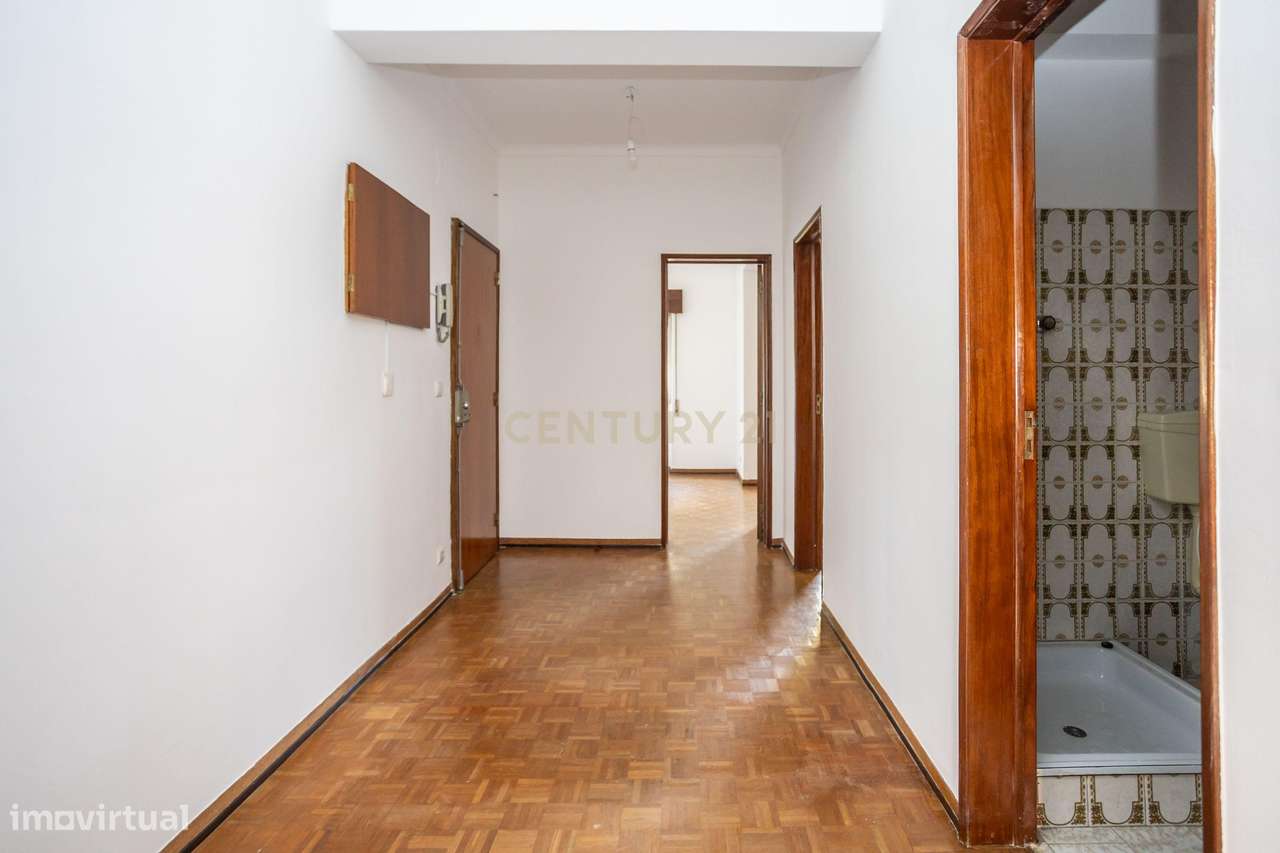 Apartamento T2+1 Quinta Alves da Silva-1