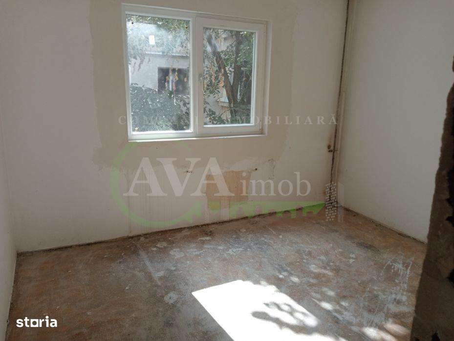 Apartament 3 camere decomandat zona Nord - Imagine principală: 2/6