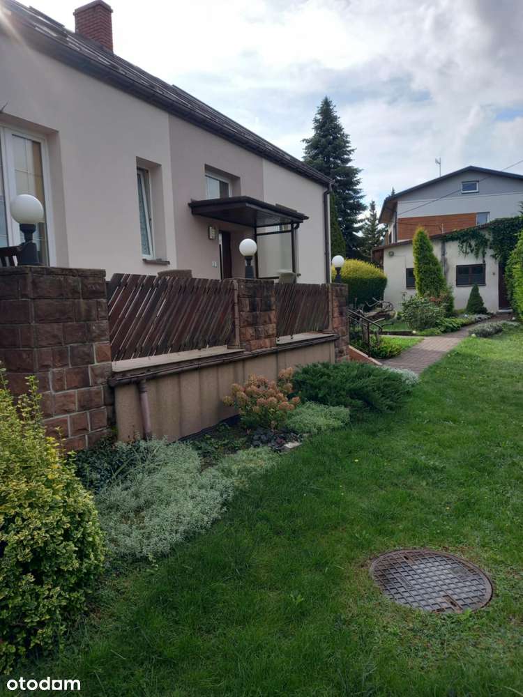 Duży zadbany dom w centrum Buska –Zdroju - Pełny obrazek: 4/19