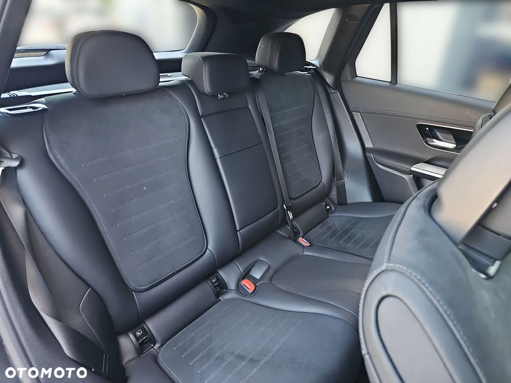 200d 4matic 163KM Pakiet AMG Advance Plus Hak Digital Light FV23% ASO