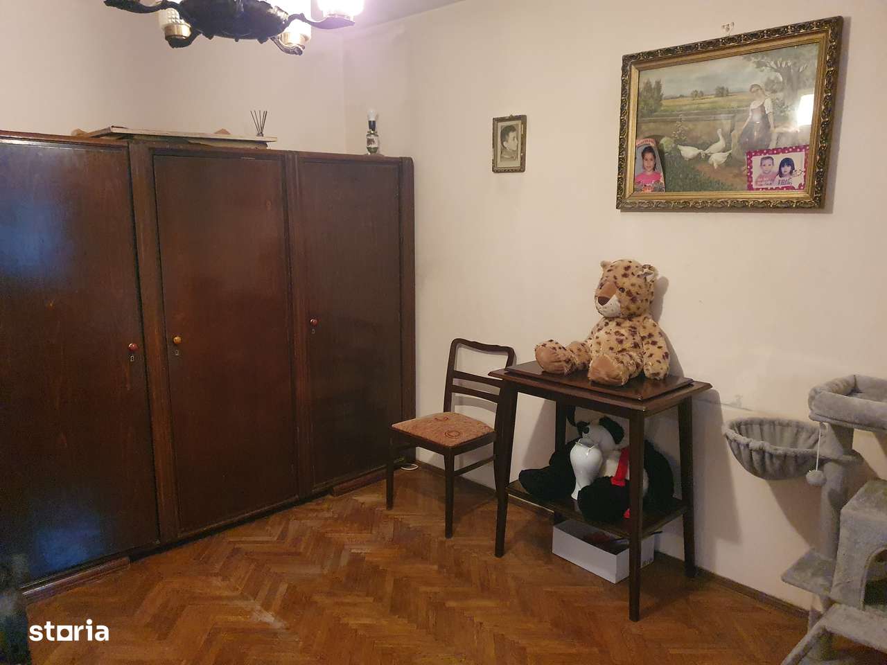 Vanzare-4 camere-1/4-dec-Dr Taberei-Cetatea Histria-reabilitat-165000E-2