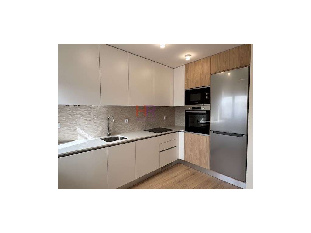 Zona Celas Vende-se T2 totalmente renovado. - Grande imagem: 4/34