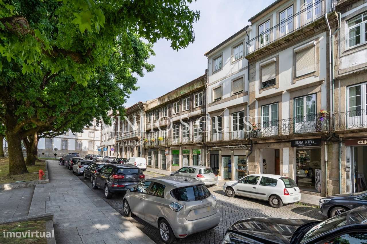 Apartamento T1 para Arrendar - Praça do Município | Braga - Grande imagem: 3/42
