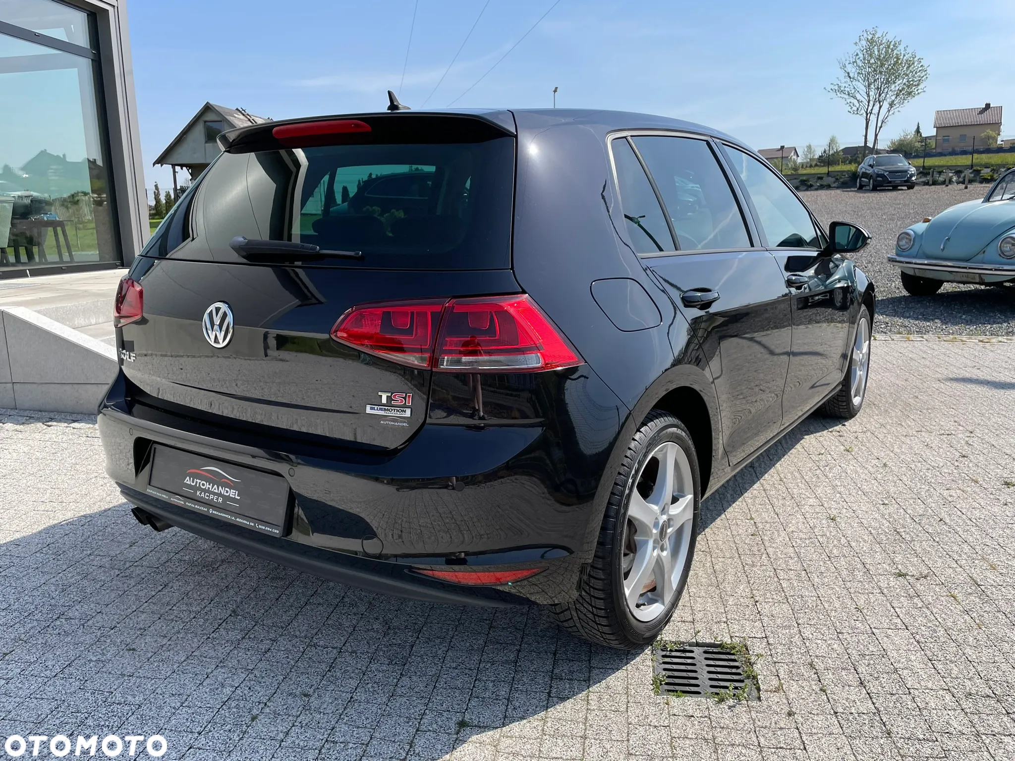 Volkswagen Golf - 8