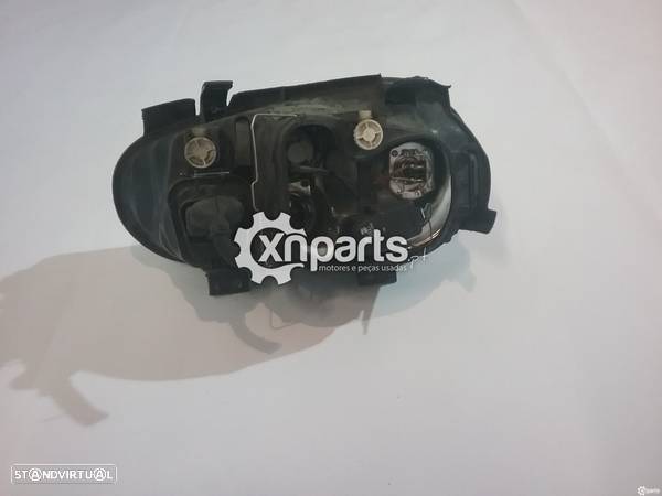 Farol Direito VW GOLF IV 1J 1997 - 2005 Usado - 2