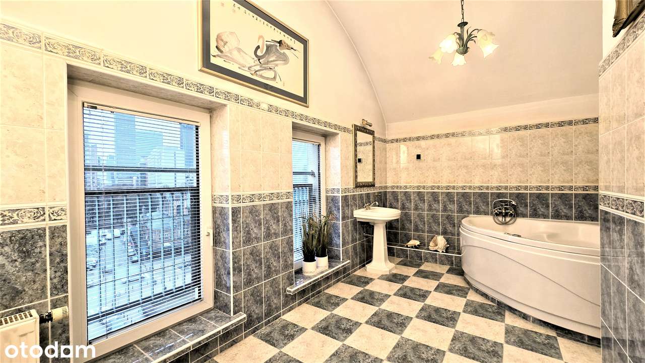 Widok na panoramę Warszawy / wysokie/ kominek / taras /garaż-15