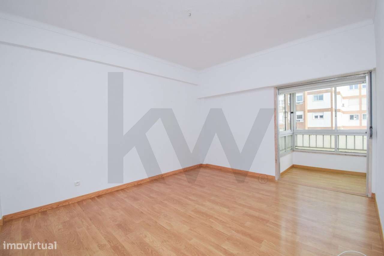 T3 com Sala Dupla em Carnaxide-17