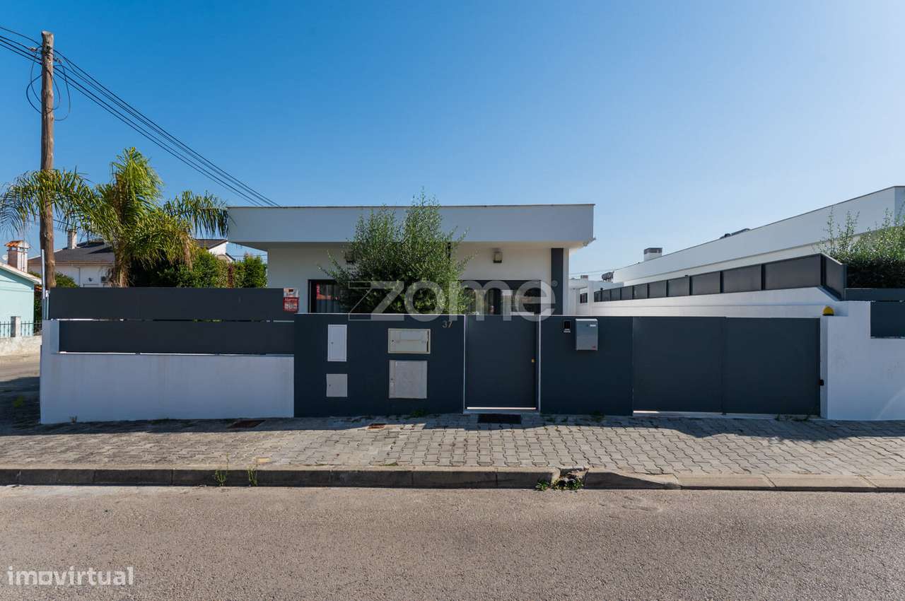 Moradia Térrea T3+1 com Piscina - Grande imagem: 2/58