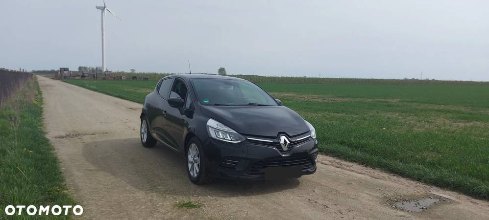 Renault Clio 1.2 16V Limited EU6 - 16