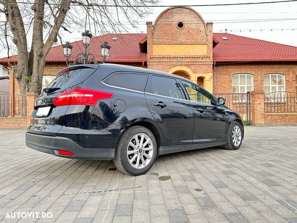 Ford Focus 1.5 TDCi Titanium - 4