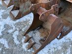 Cupa buldoexcavator Case 600 mm latime - 1