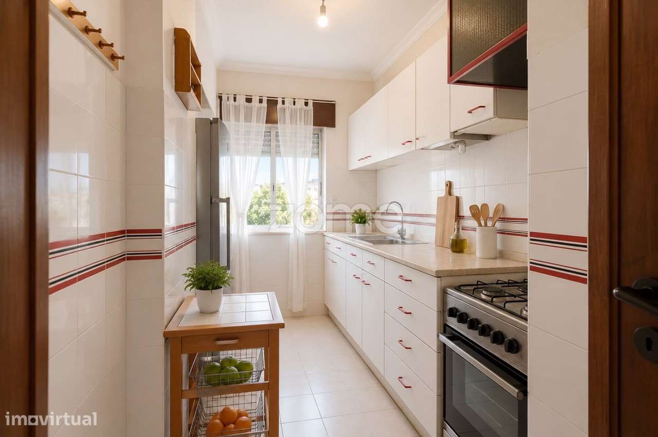 Apartamento T2, 2º Andar, no centro de Albufeira-6