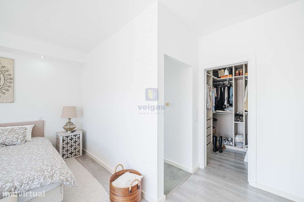 Moradia Isolada em Condominio-16