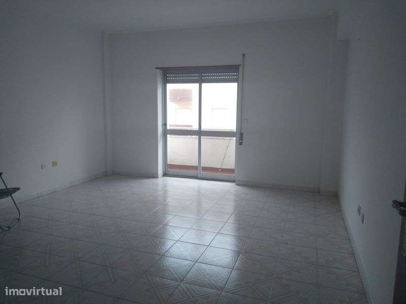 T3 junto Mercado Fátima - Grande imagem: 4/11