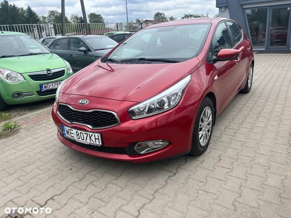 Kia Ceed Cee'd 1.6 GDI L - 2