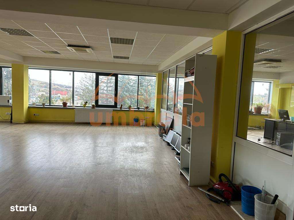 Cladire sediu firma clinica medicala - Imagine principală: 4/12