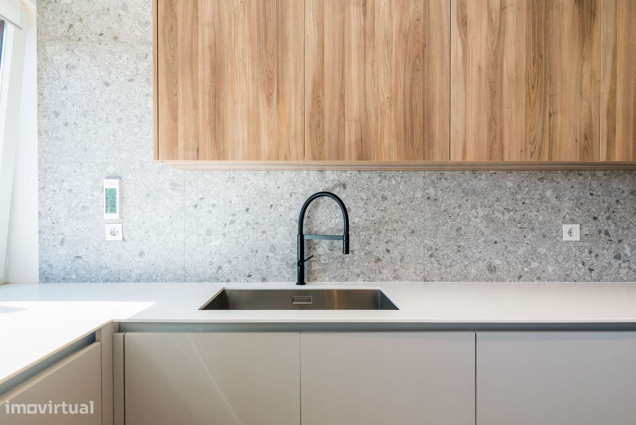 T3 duplex Belas Clube de Campo | parqueamento | varanda-11