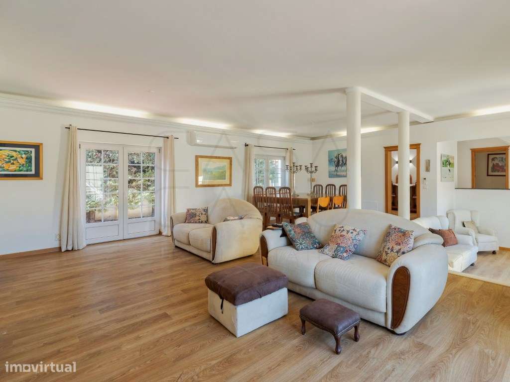 Moradia Isolada de T5 na Quinta do Hilário - Grande imagem: 2/28