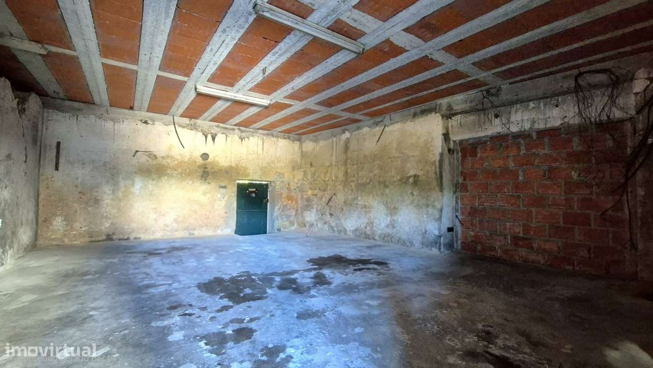 Moradia para Restaurar T3 Venda em Anha,Viana do Castelo-15