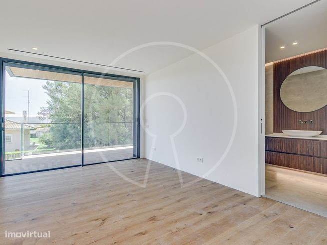 Luxuosa moradia T6 contemporânea em Birre-36
