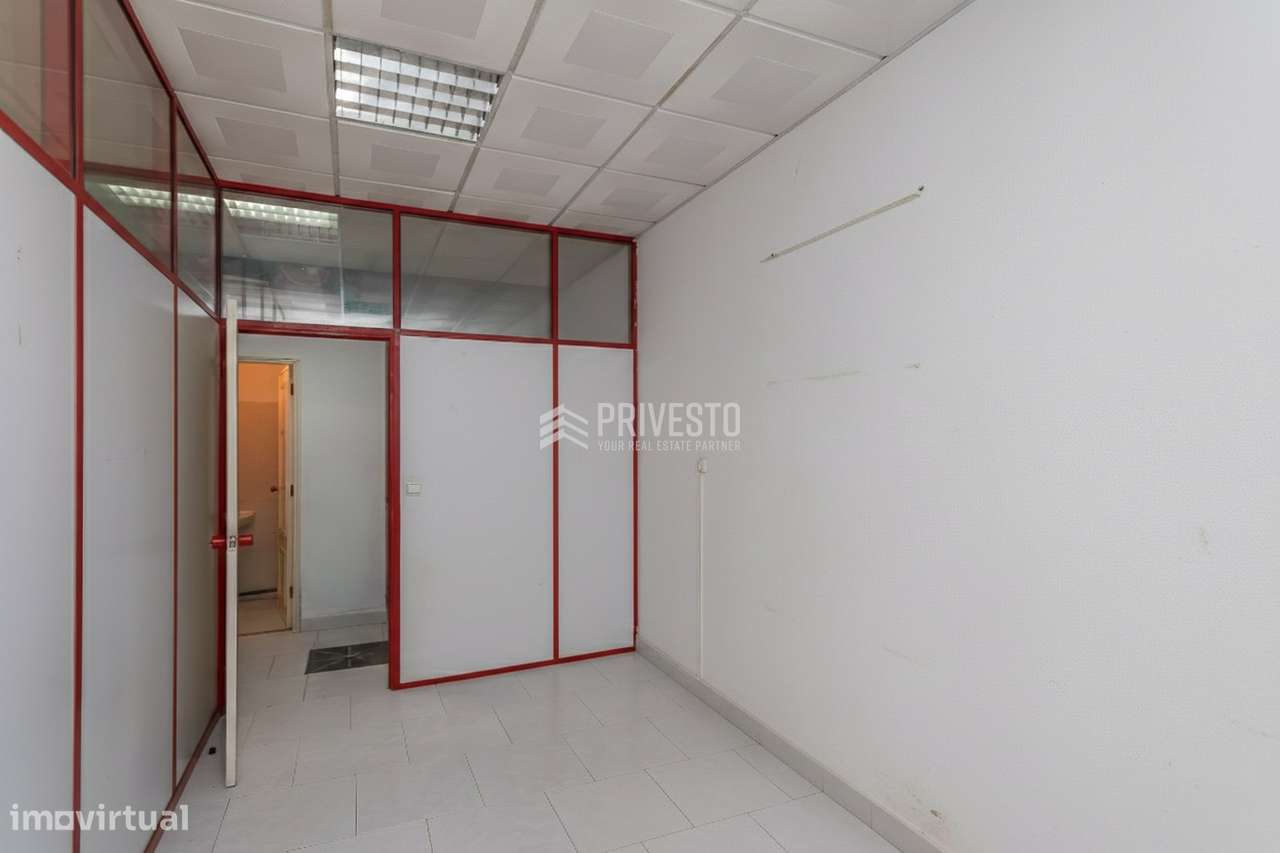 Loja com Elevado Potencial de Rentabilidade | 87m² | Sintra-10