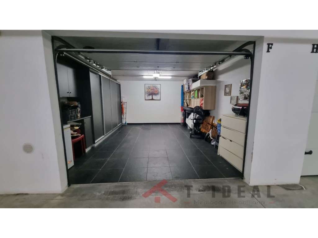 Apartamento T3 em condomínio de prestígio a 5 Minutos da Praia de P...-32