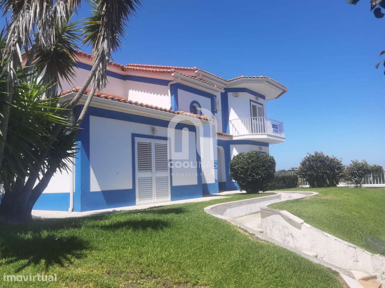 Fantástica Moradia T6 com Piscina de Água Salgada - Vila Alegre - Grande imagem: 4/32