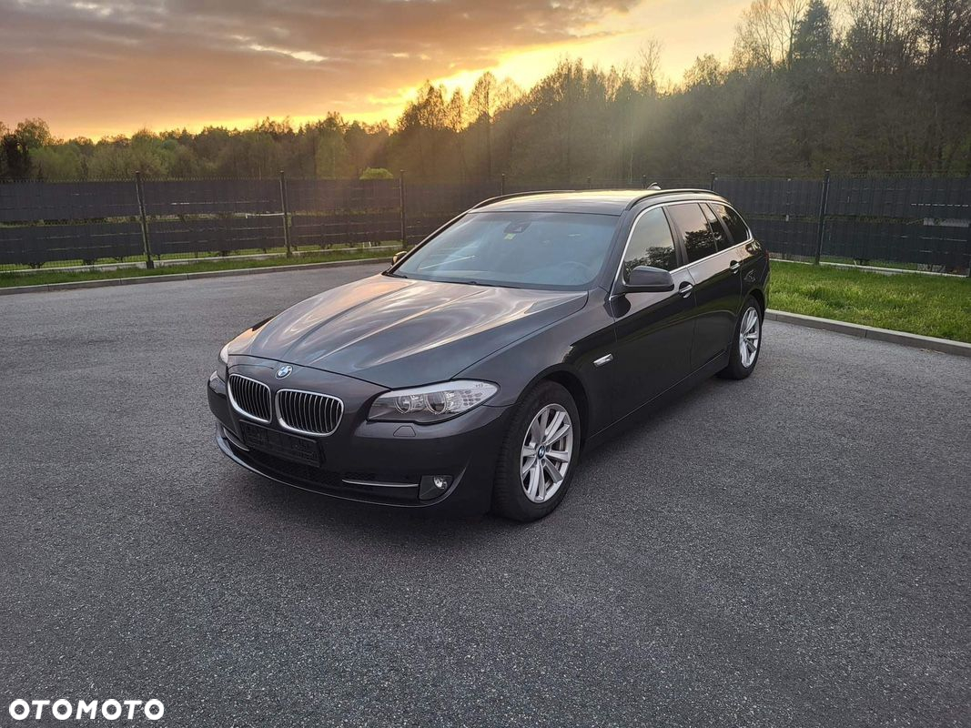 BMW Seria 5 530d Touring - 2