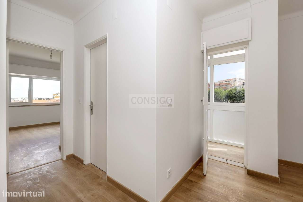 Apartamento t1 à venda na Rua Dom Dinis-12