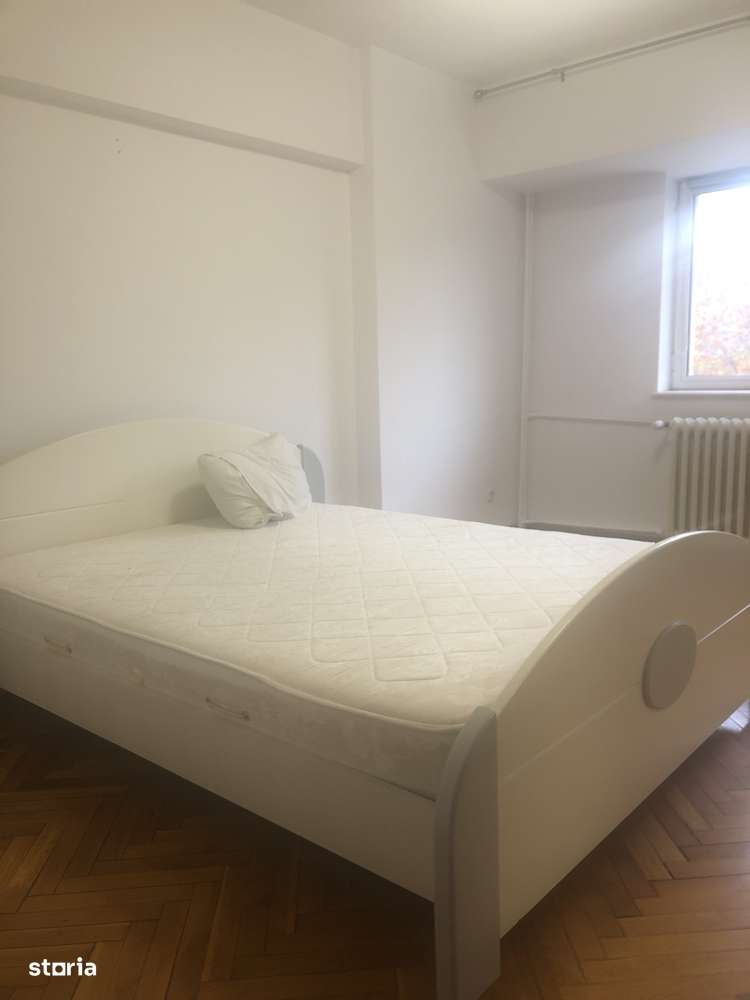 De inchiriat ap 3 Cam decomandat Blv Unirii Fantani stradal - Imagine principală: 5/11