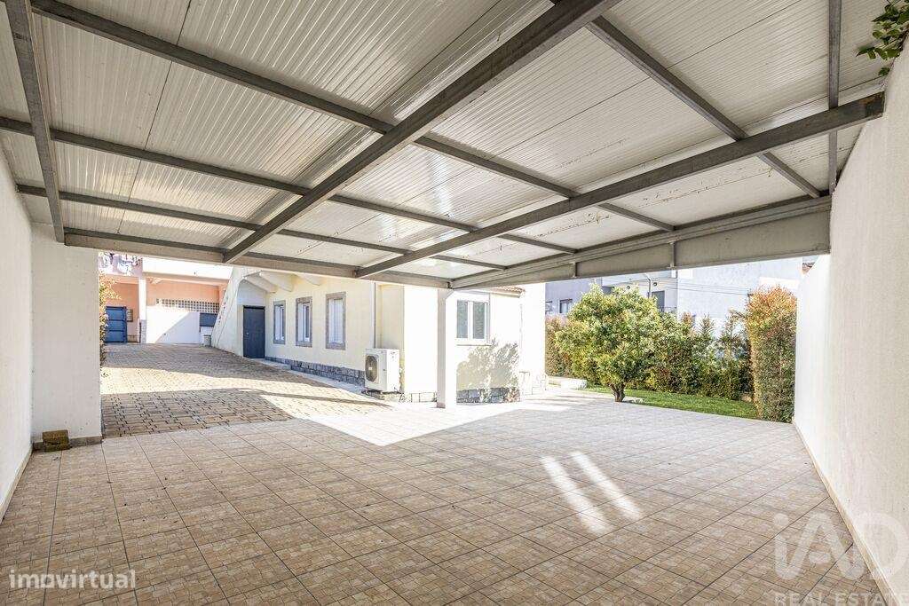 Casa T4 em Agualva E Mira-Sintra de 230,00 m2 - Grande imagem: 4/30