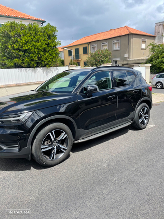 Volvo XC 40 1.5 T2 R-Design - 1