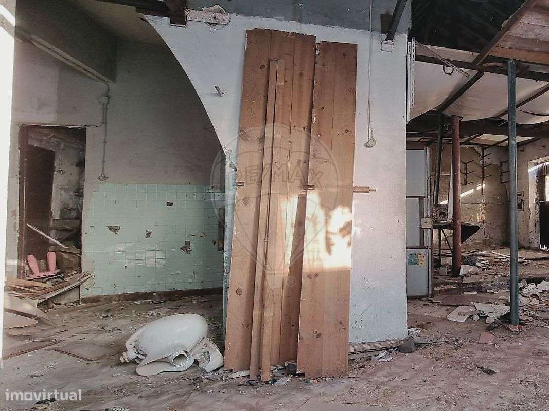 Prédio  para venda - Grande imagem: 4/12