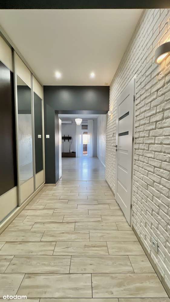 Przestronne 3-pokojowe mieszkanie z niskim czynszem-10