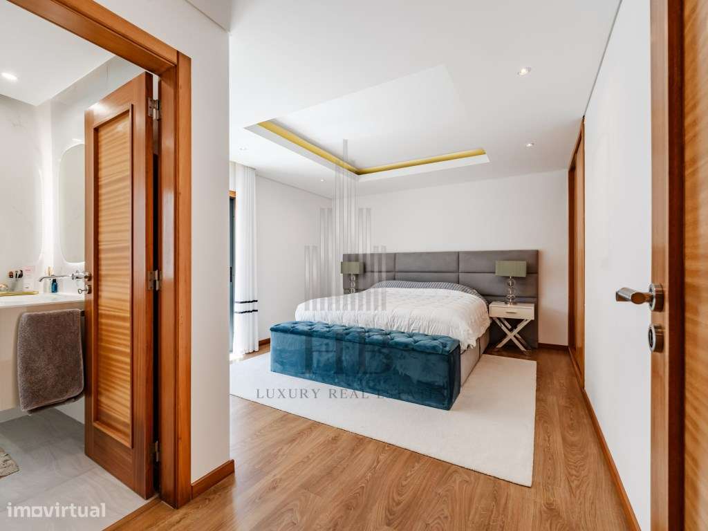 Apartamento T4 nos Terraços do Marquês c/ Garagem | Oeiras-43