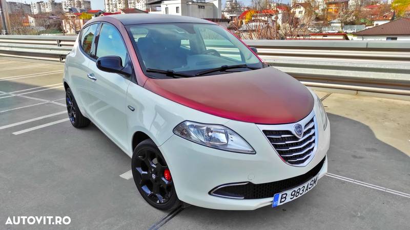 Lancia Ypsilon 1.2 69 CP S&S Gold - 14