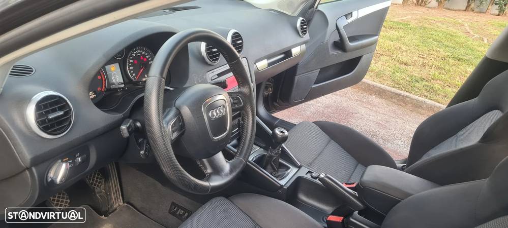Audi A3 Sportback 2.0 TDi Sport - 12