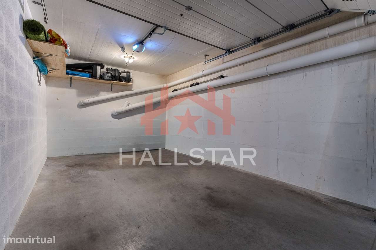 Apartamento T2 / Cozinha Equipada e Terraço / Marrazes-35