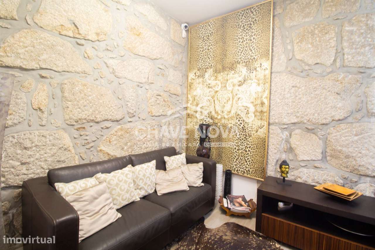 Moradia V5 com espaço exterior de 360m2  em Campanhã, Porto - Grande imagem: 2/25