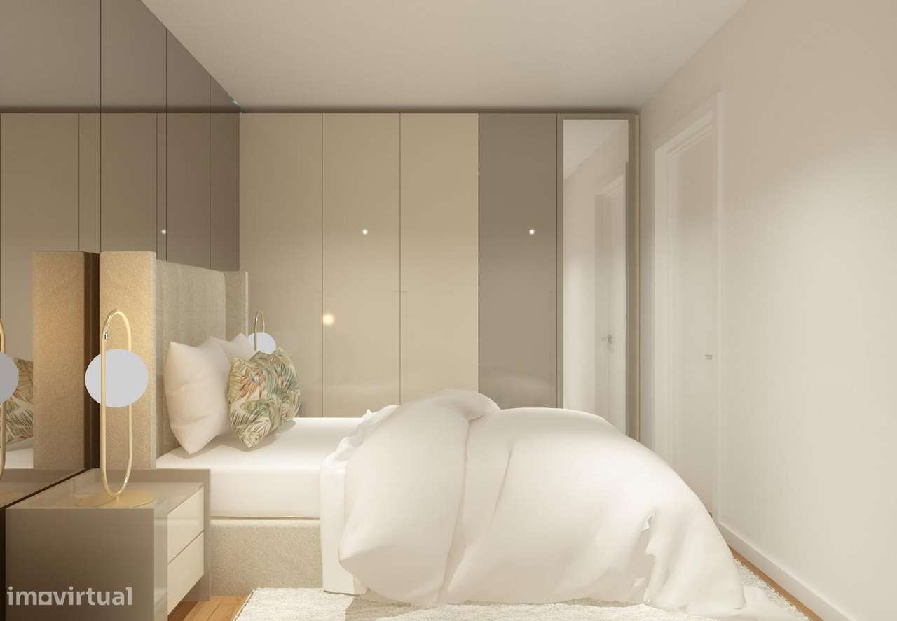 Excelente T1 com terraço e grande jardim-14