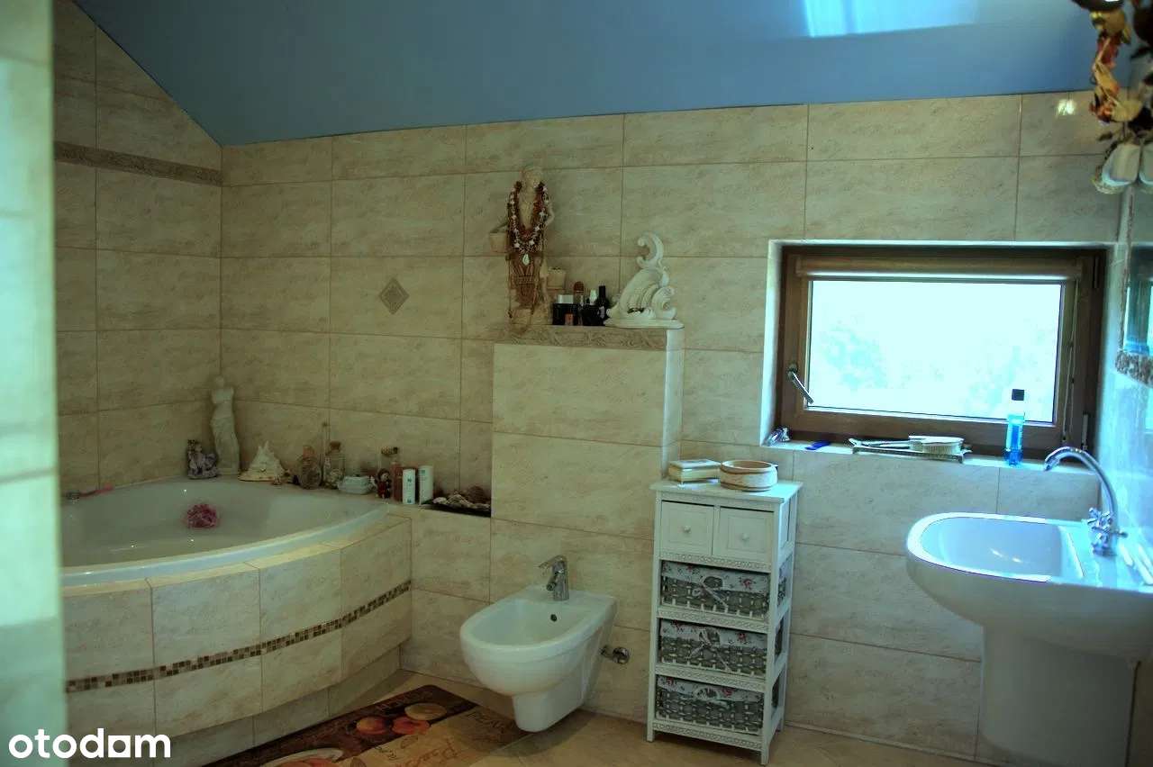 Unikalna rezydencja na przedmieściach Kłodzka-9