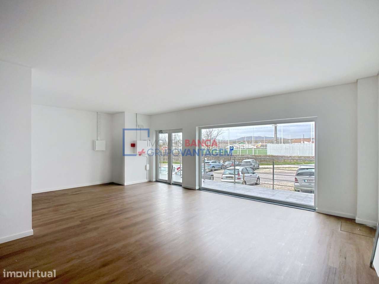 Loja para Venda em Santo Antão do Tojal  52,70 m² + Arrecadação - Grande imagem: 5/13