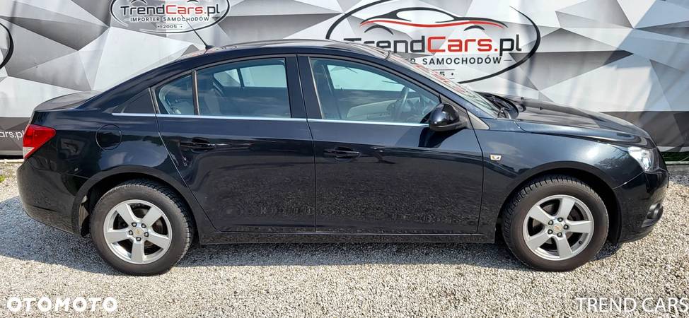 Chevrolet Cruze 1.6 LS - 4