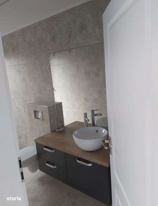 Penthouse , 4 camere, 200 mp utili, 400 mp terasele , zona Baciu - Imagine principală: 4/8