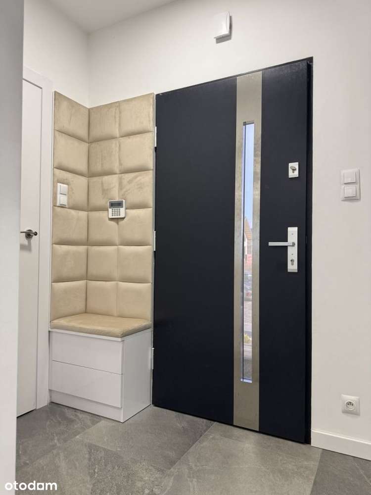 Nowoczesny dom w świetnej lokalizacji-1