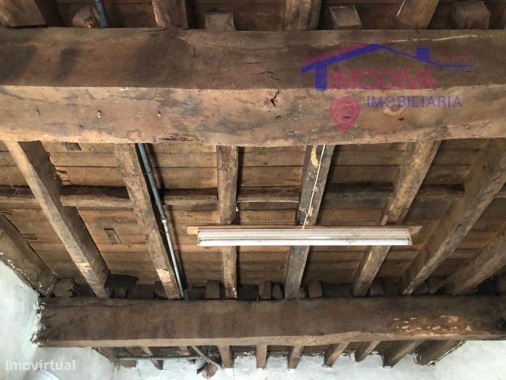 CASA SENHORIAL E TERRENO, CASTANHEIRA DE PERA-33