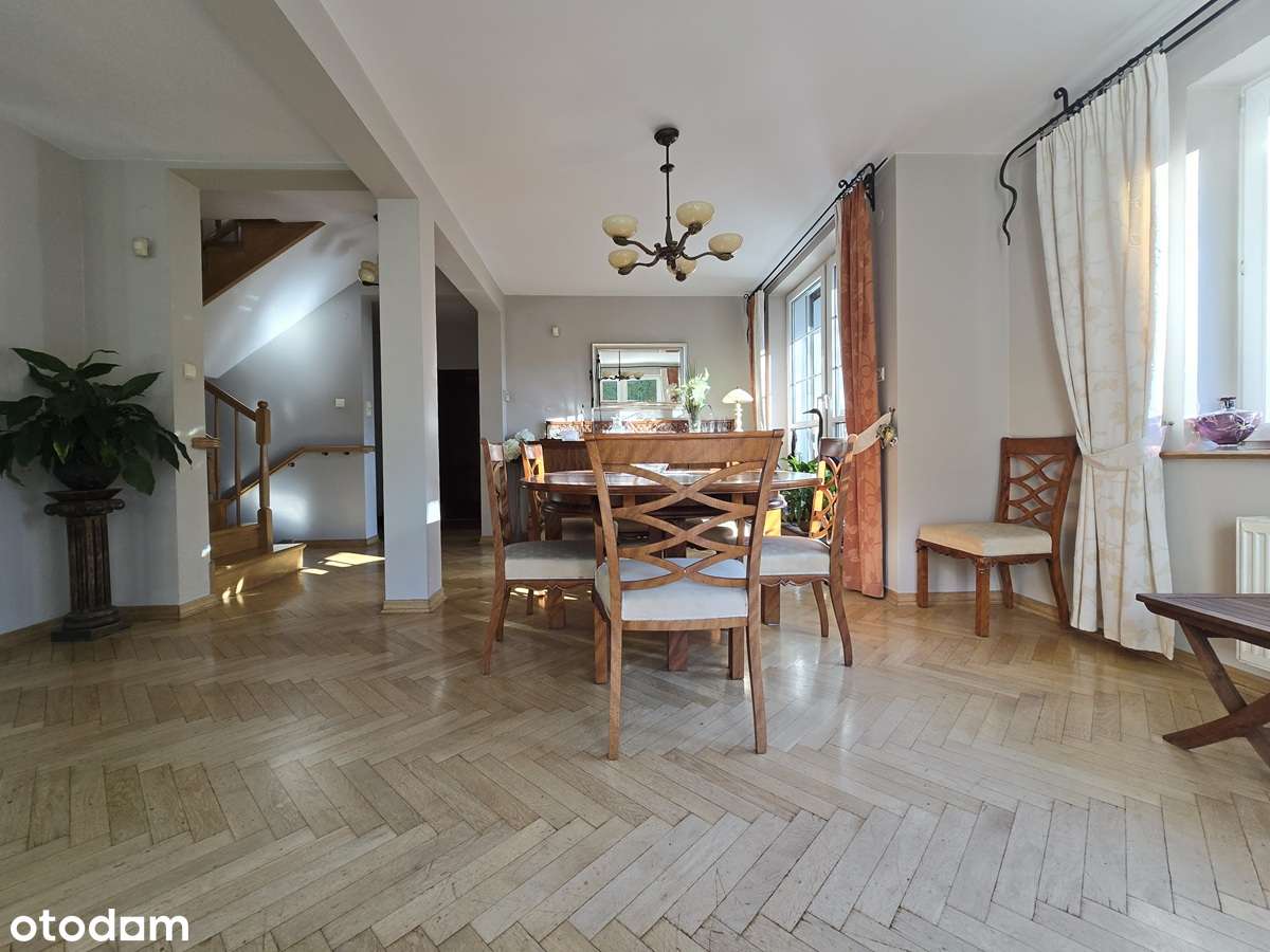 Skrajny segment 25-letni w centrum miasta z dużą działką - Pełny obrazek: 4/20