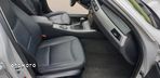 BMW Seria 3 325xi - 9