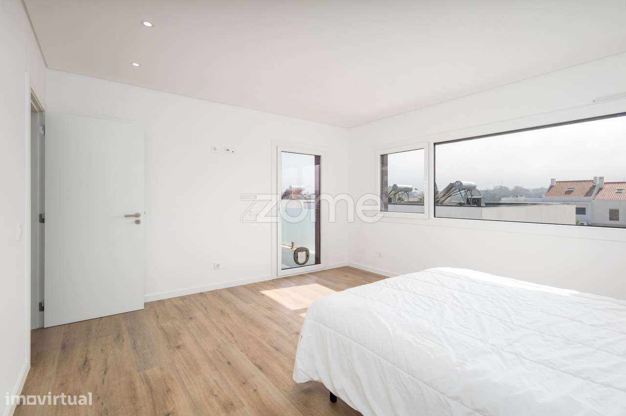 Moradia T3 com piscina na Sobreda-29